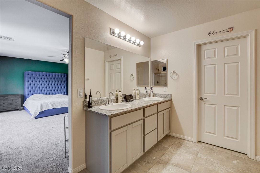 7246 Dazzle Point Street