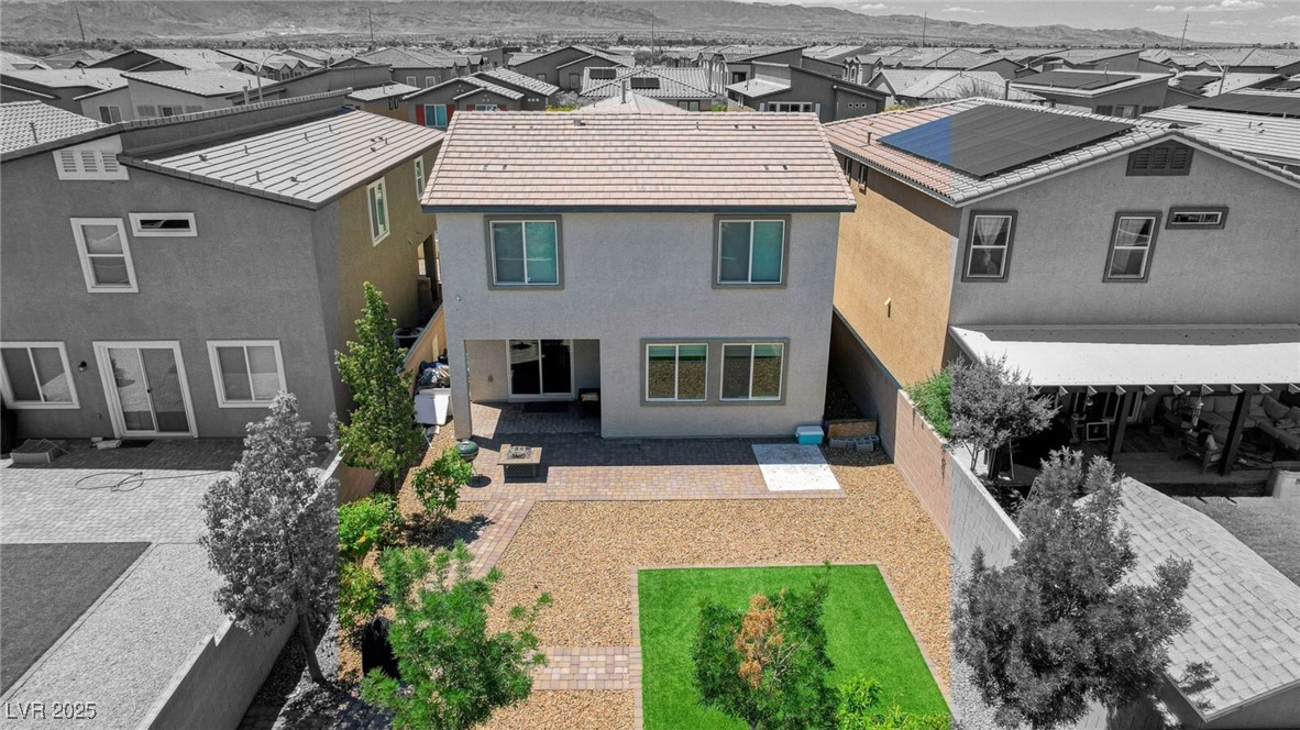 7246 Dazzle Point Street