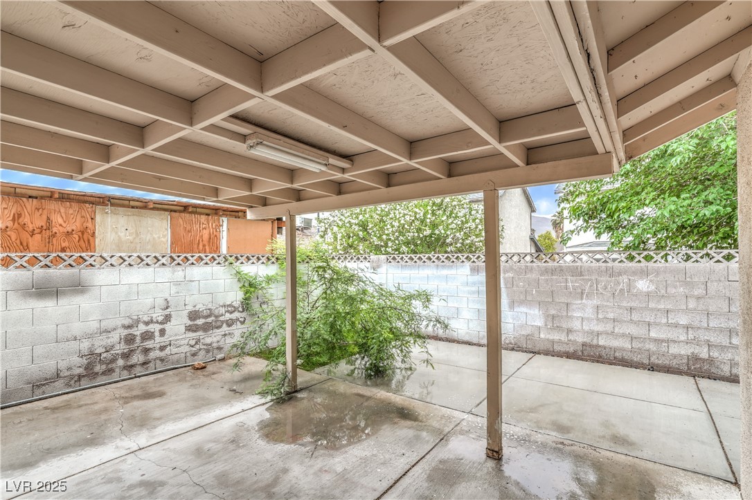 1574 Teardrop Street