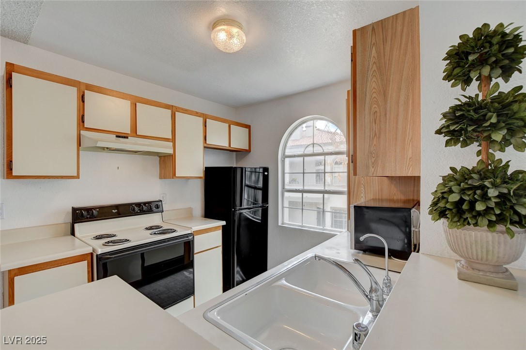 3150 Soft Breezes Drive 2046