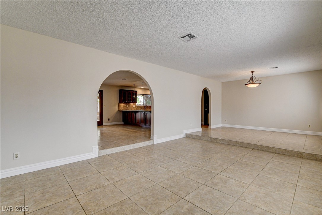 3575 West Robindale Road