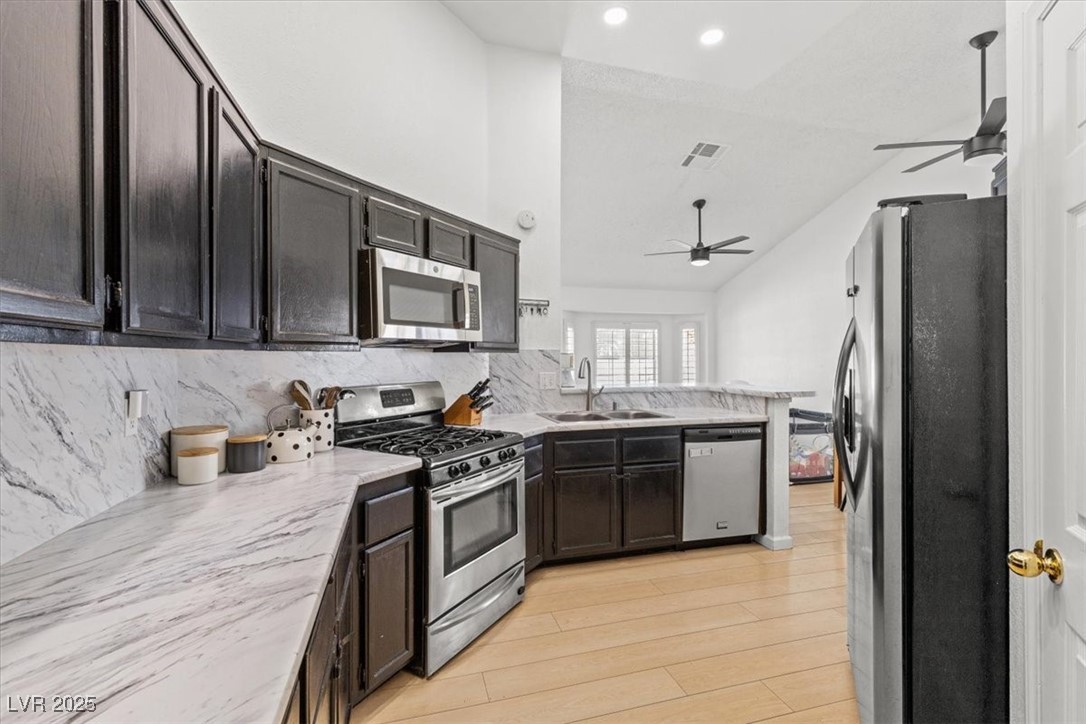 2513 Aberdeen Lane