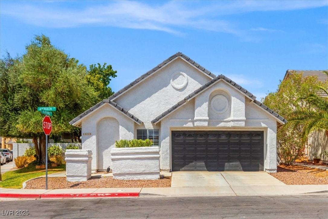2513 Aberdeen Lane