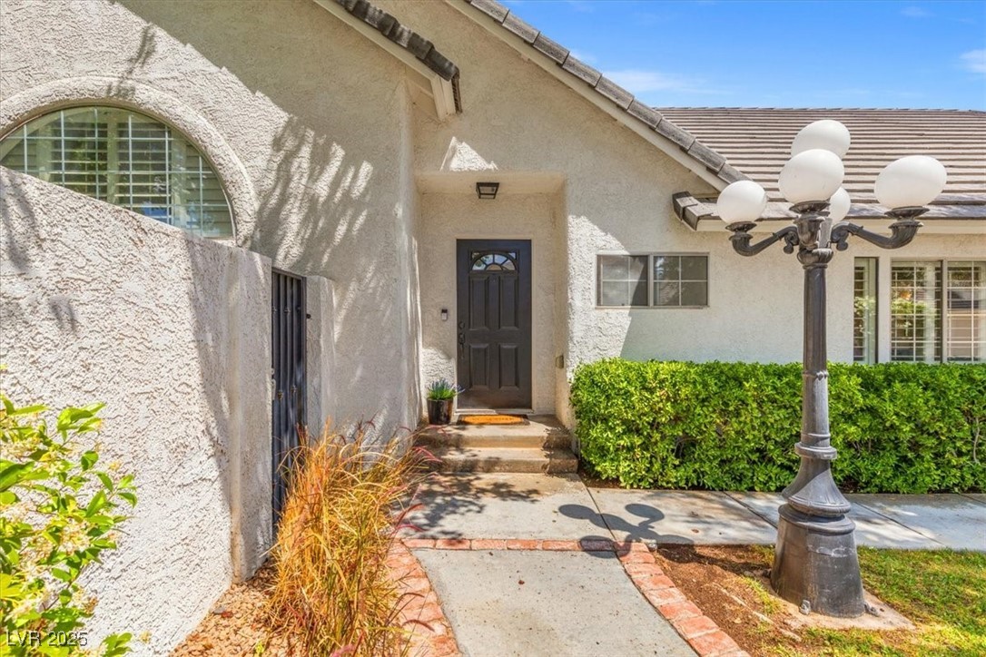 2513 Aberdeen Lane