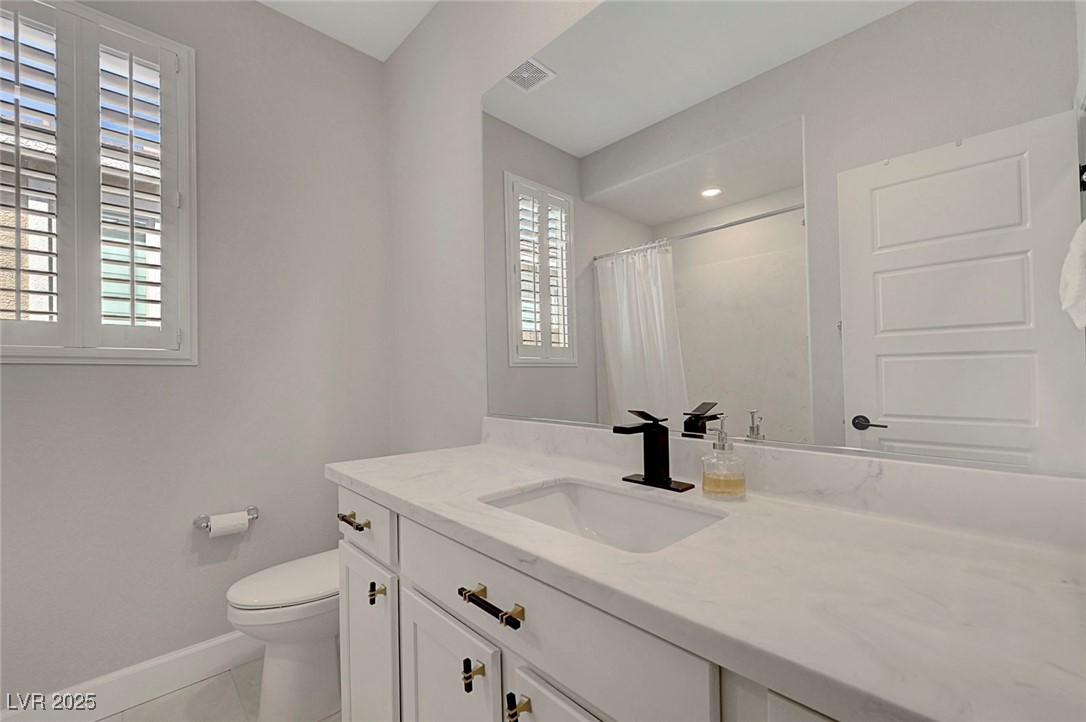 5477 Vespertine Moon Avenue