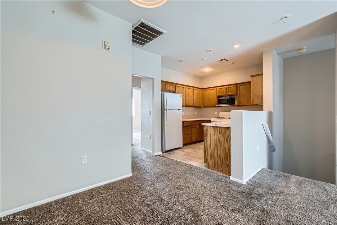 5915 Nuevo Leon Street 8