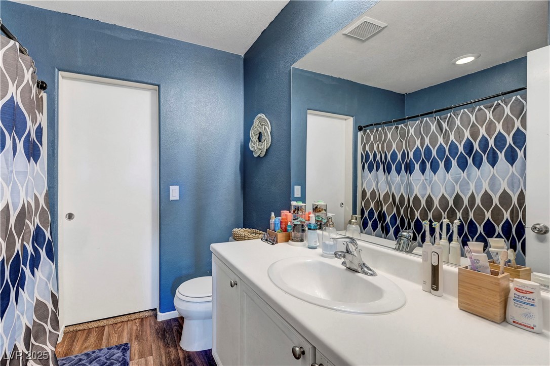 9065 Adorable Avenue