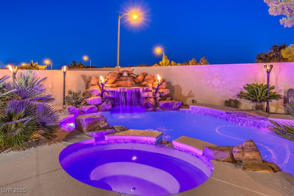 11072 Pentland Downs Street