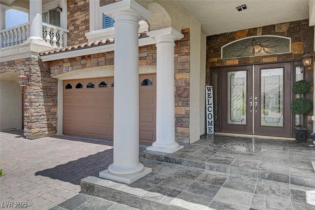 11072 Pentland Downs Street