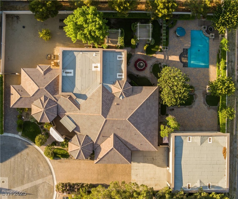 8620 West La Madre Way