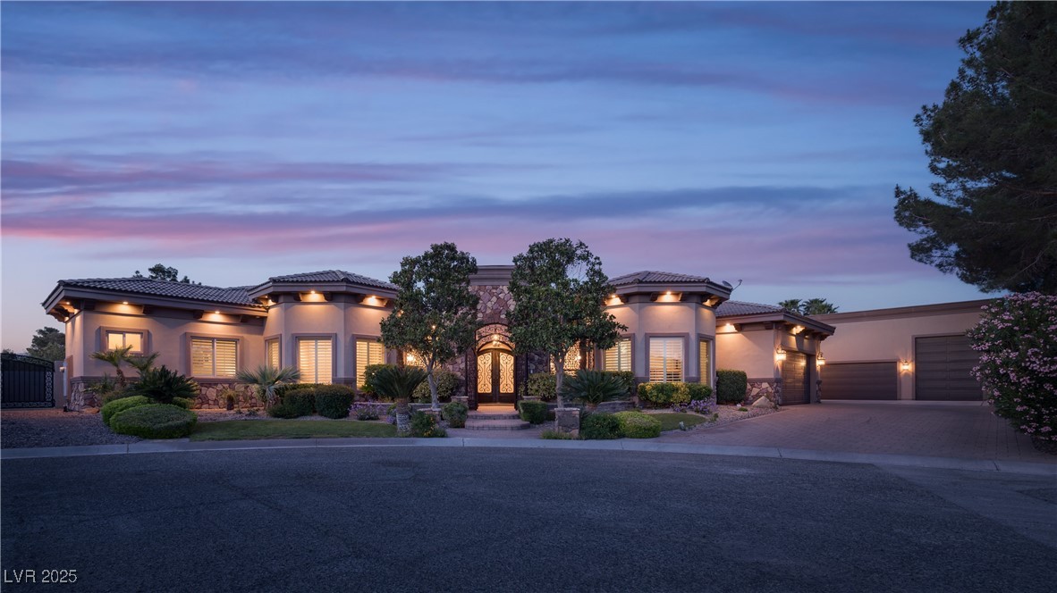 8620 West La Madre Way