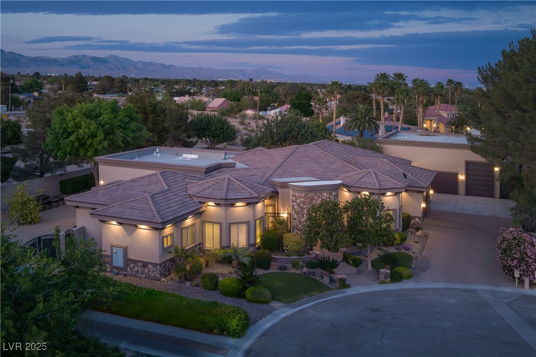 8620 West La Madre Way