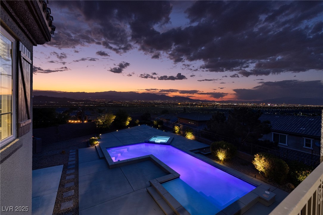 2900 Valvent Court