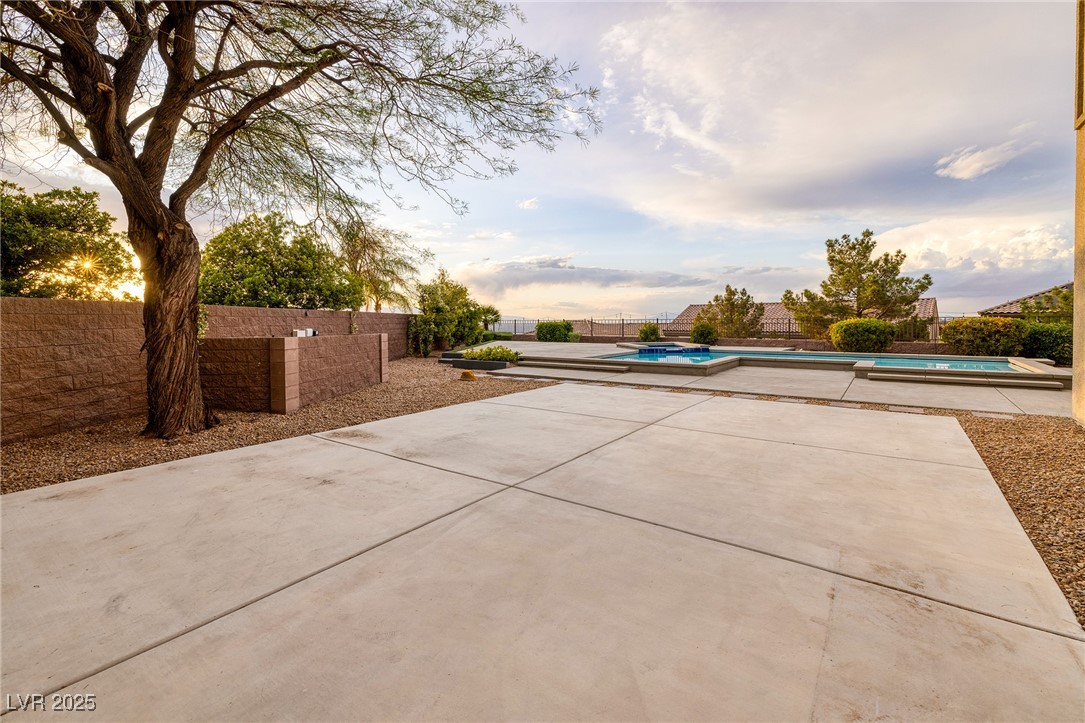 2900 Valvent Court