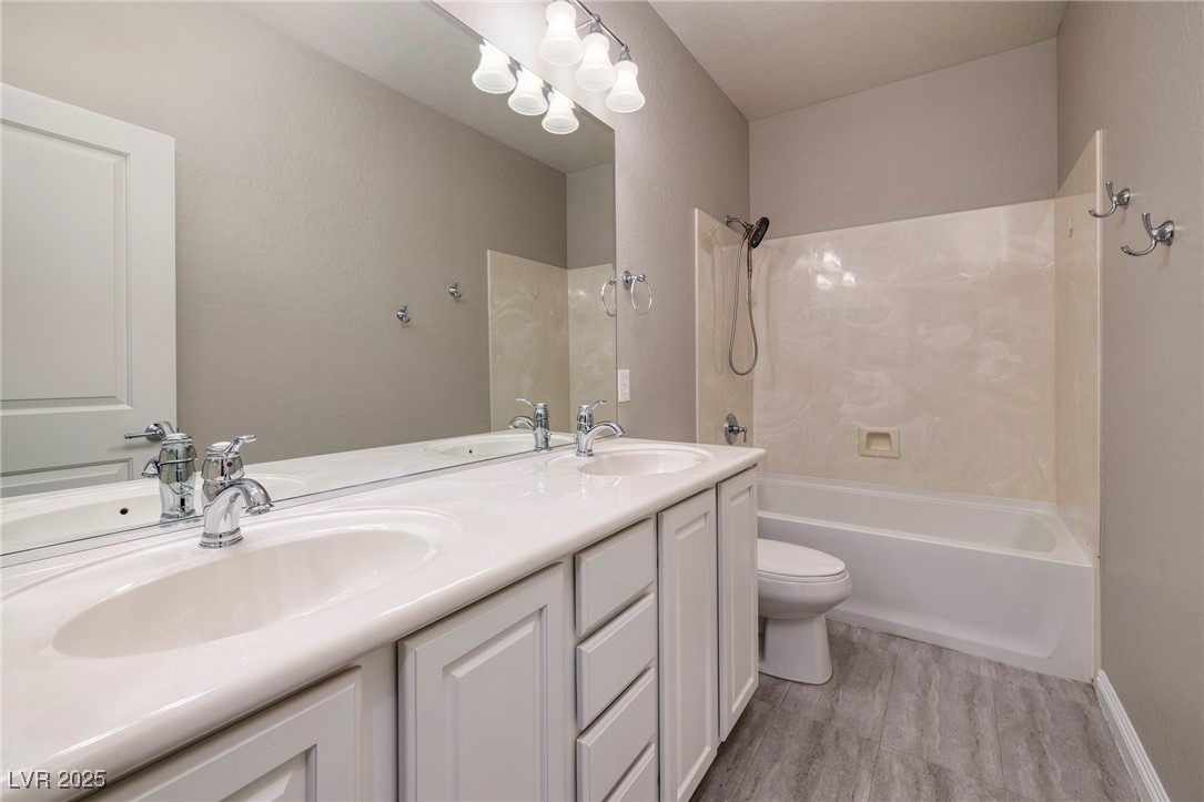 2900 Valvent Court
