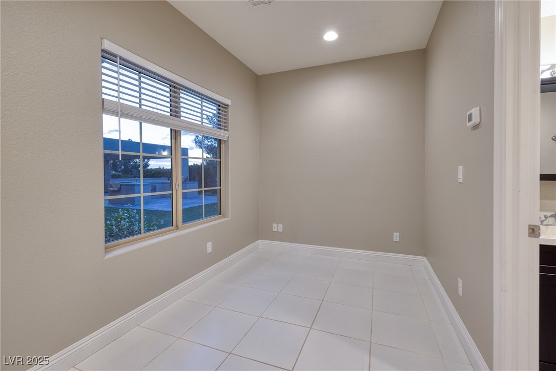 2900 Valvent Court