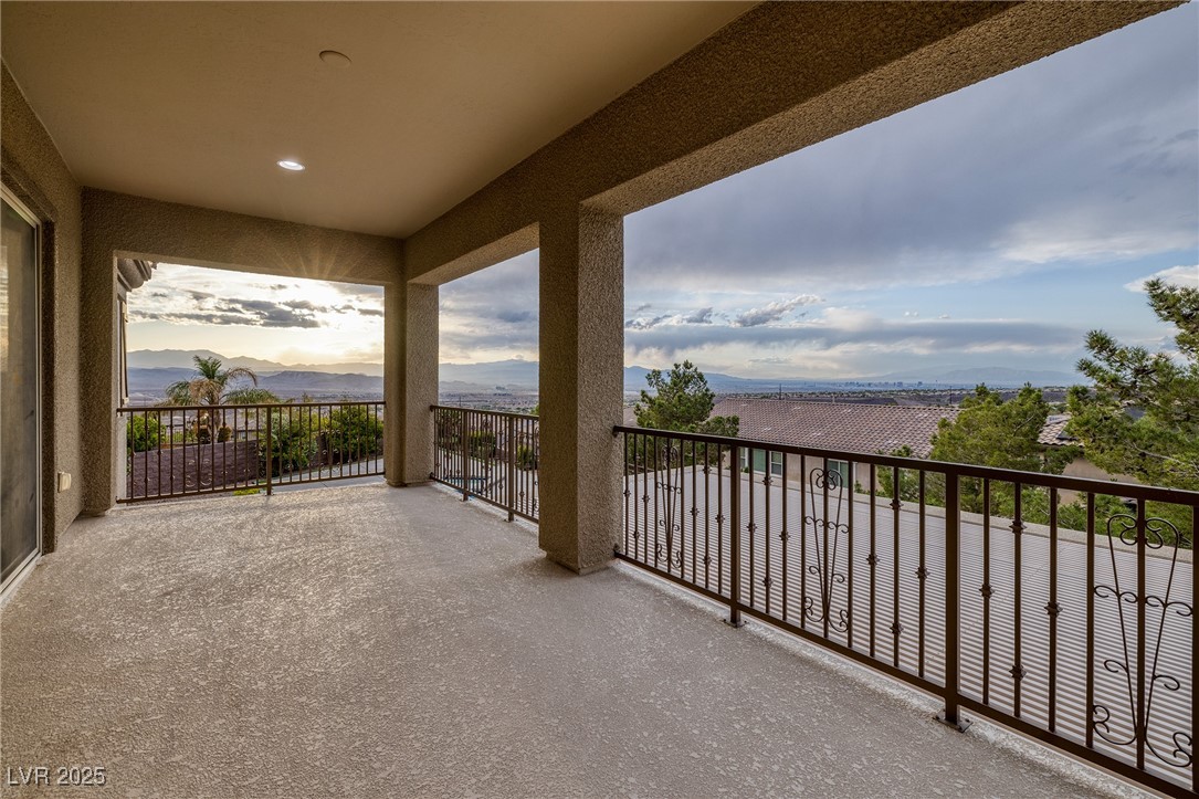 2900 Valvent Court