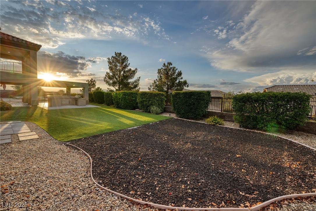 2900 Valvent Court
