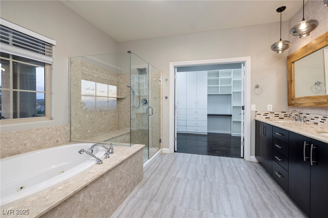 2900 Valvent Court