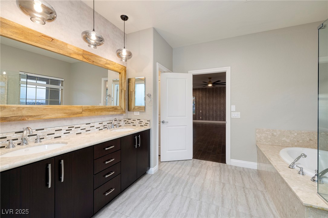 2900 Valvent Court