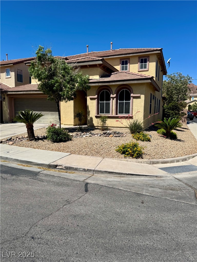 1117 Denman Valley Street
