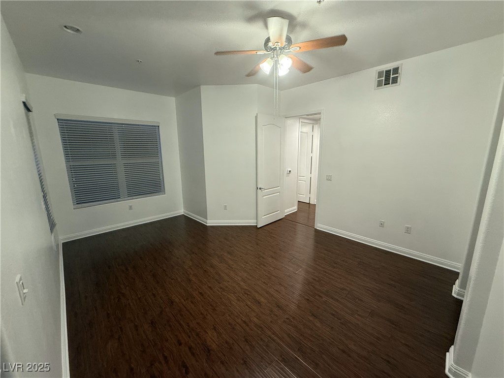 26 SERENE Avenue 325