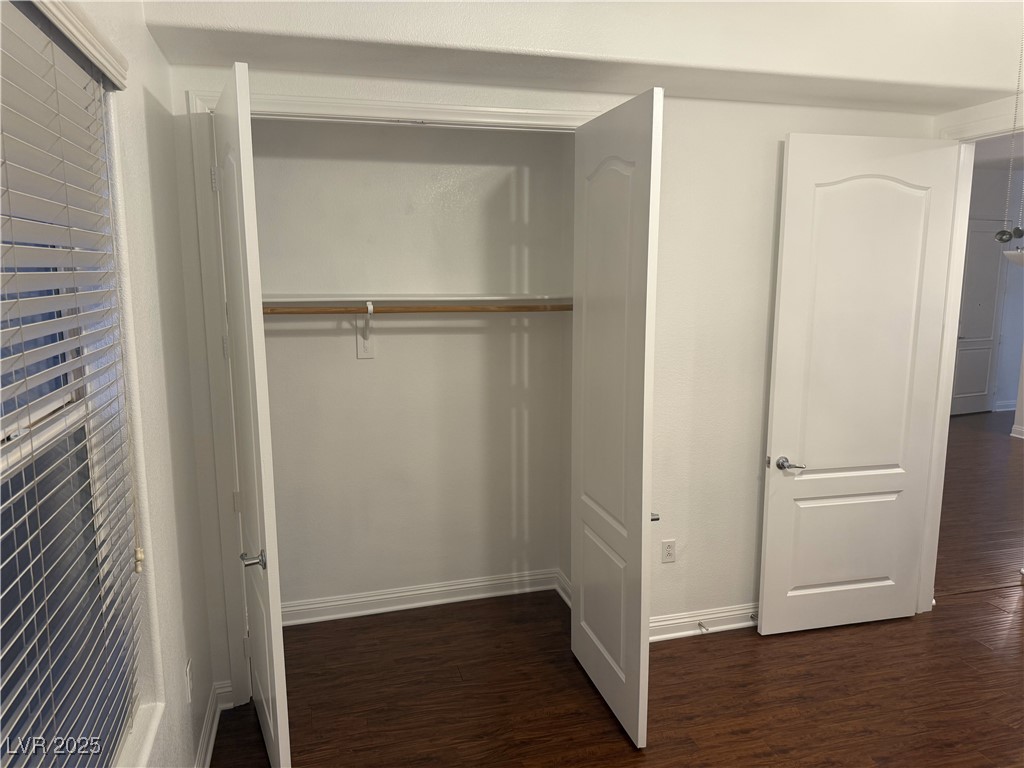 26 SERENE Avenue 325