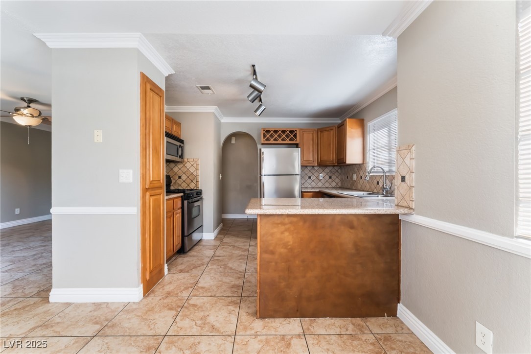 2700 North Rainbow Boulevard 1080