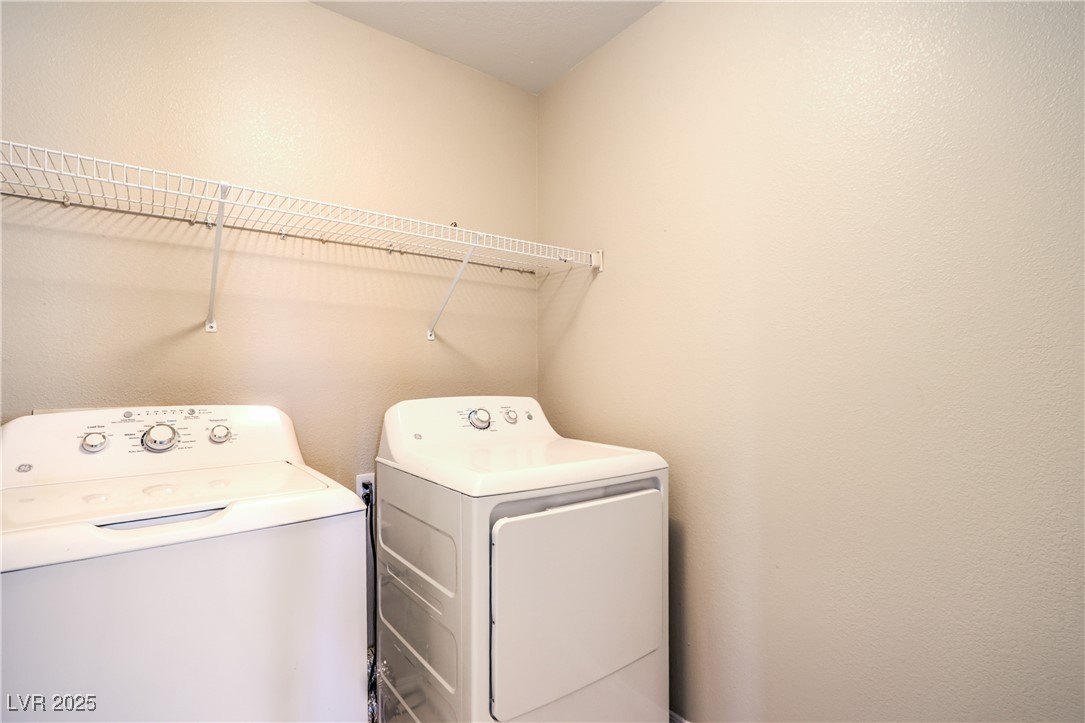 9073 Spoonbill Ridge Place