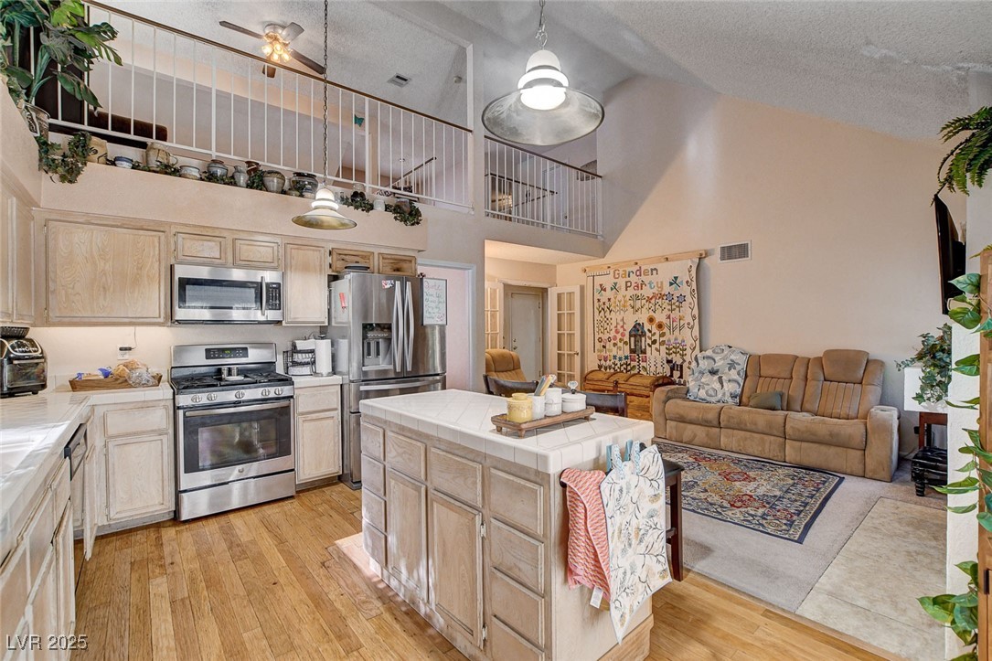 7109 Deepriver Circle