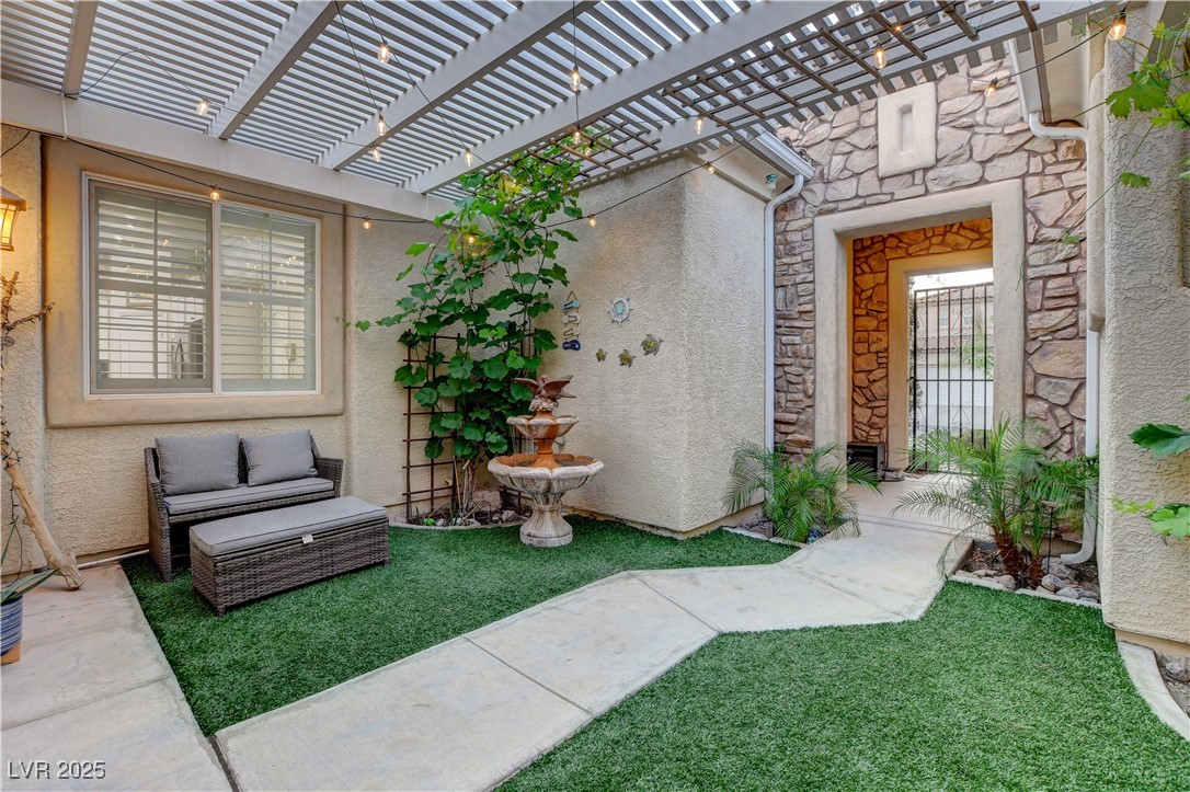 9349 Olympia Falls Avenue