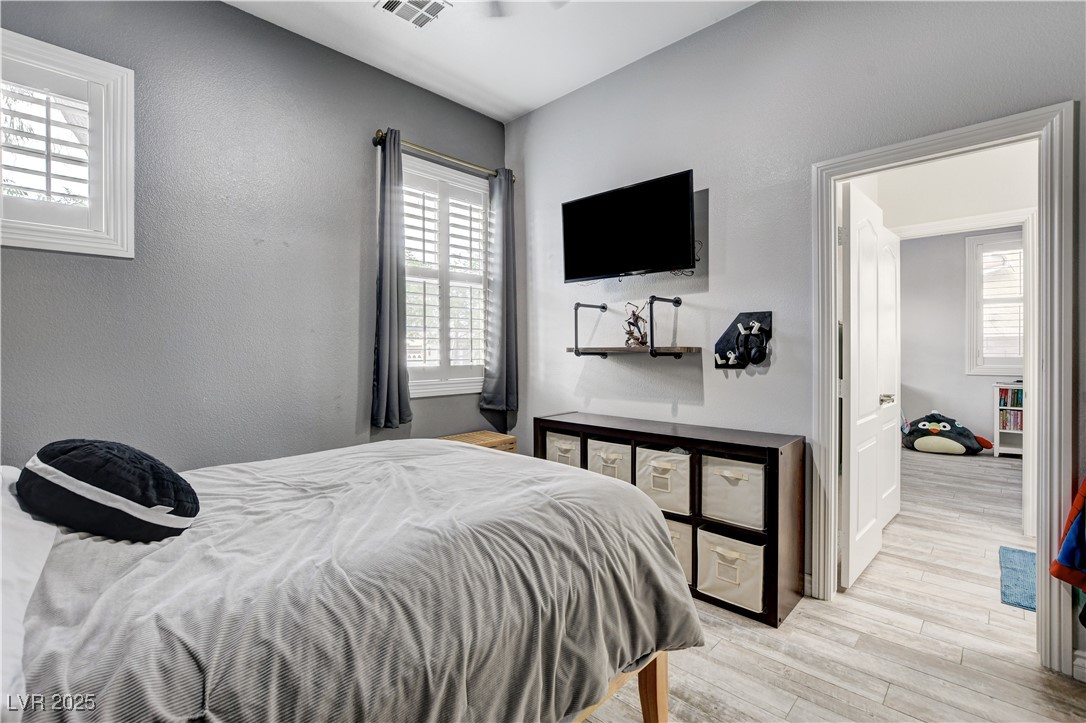 9349 Olympia Falls Avenue