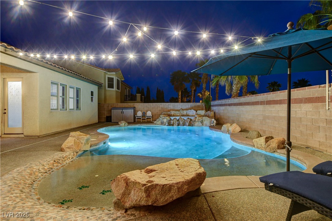 9349 Olympia Falls Avenue