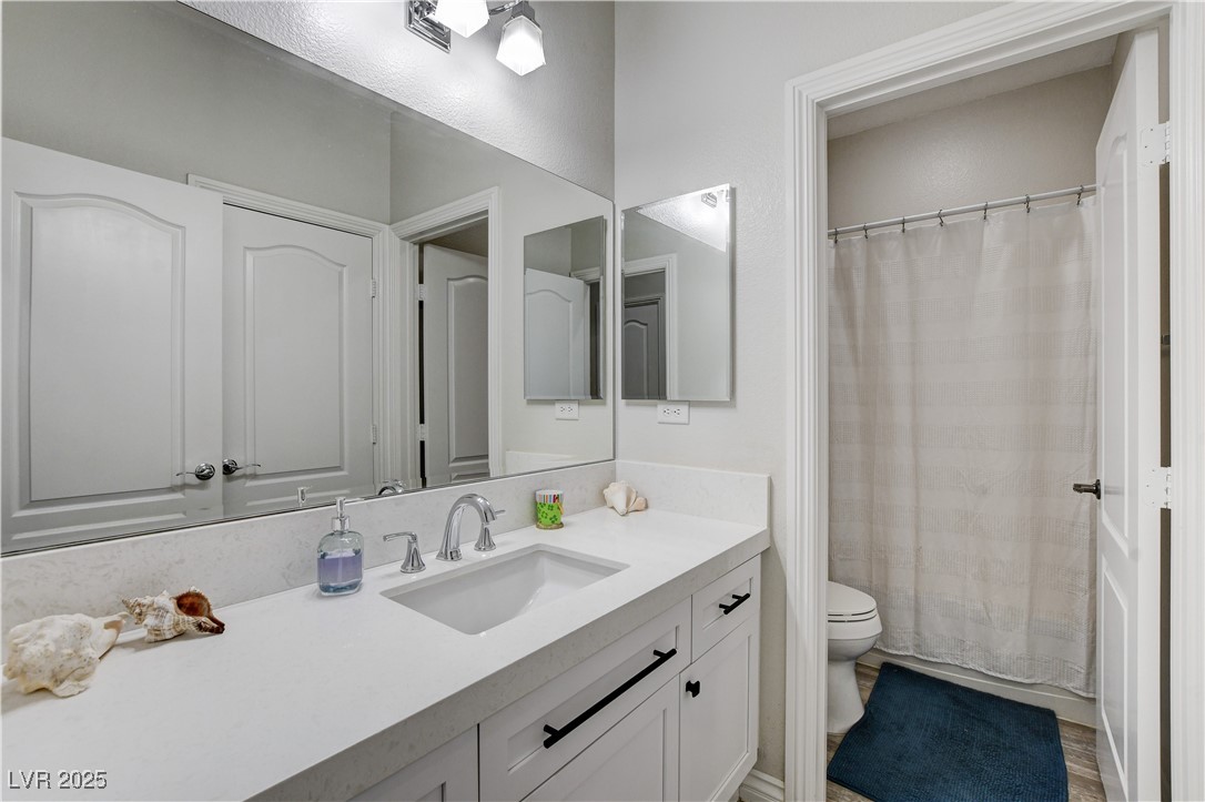 9349 Olympia Falls Avenue