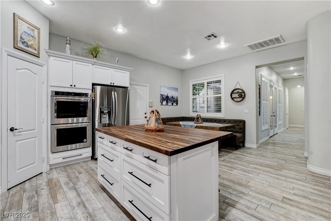 9349 Olympia Falls Avenue