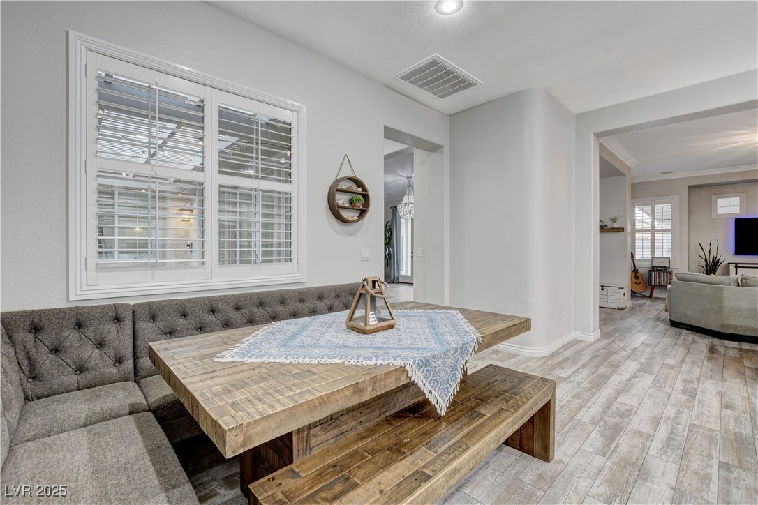 9349 Olympia Falls Avenue