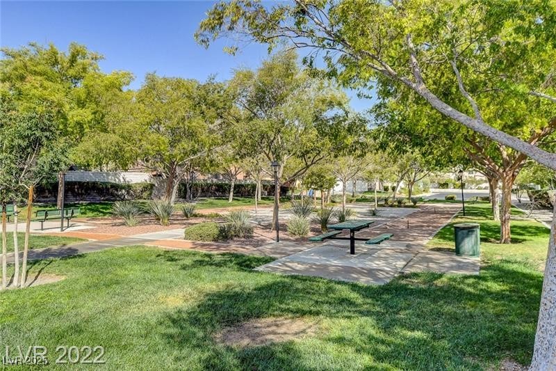 9013 Big Plantation Avenue