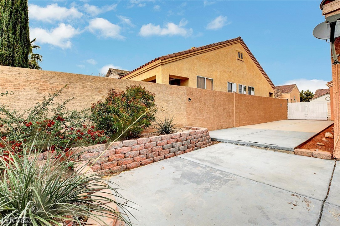 9013 Big Plantation Avenue