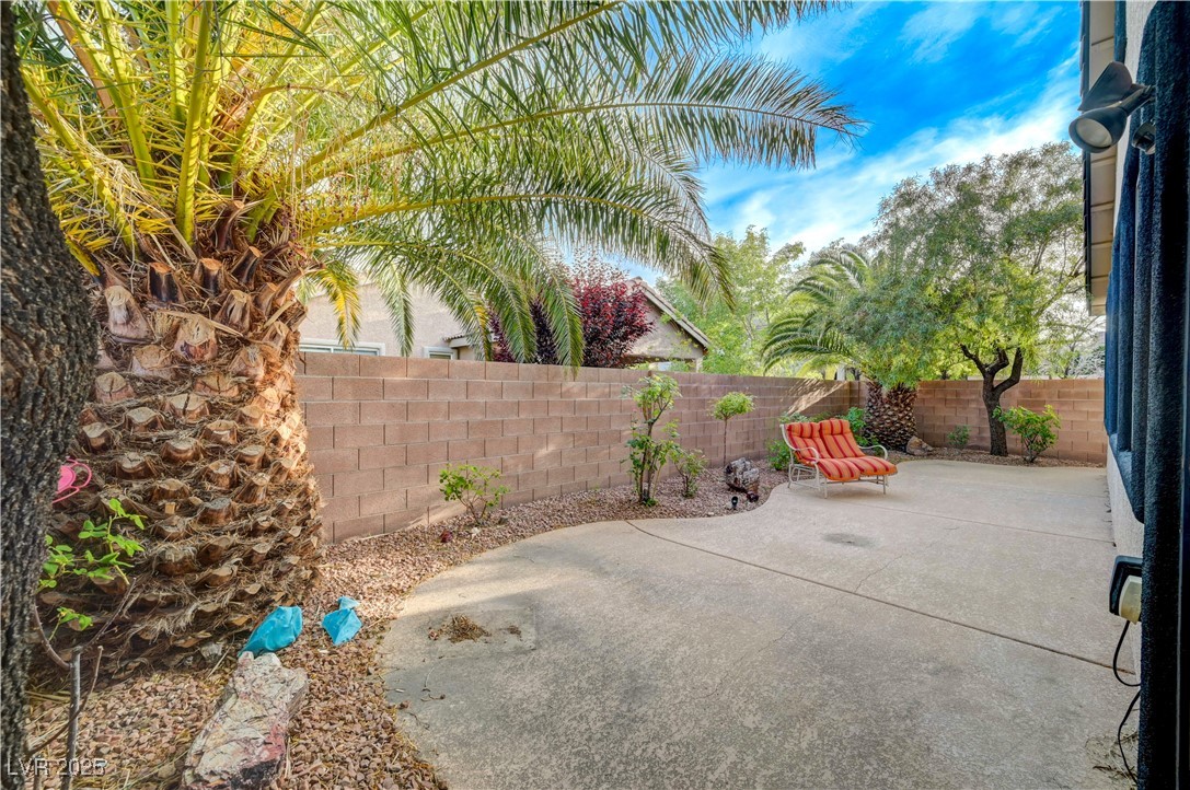 11441 Drappo Avenue