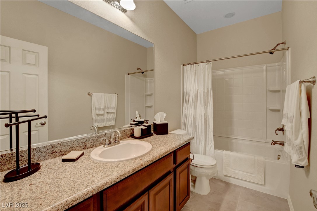 1560 Plaza Centre Drive 103