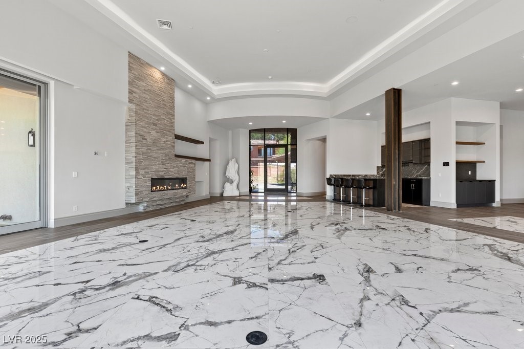 1 Costa Del Sol Court