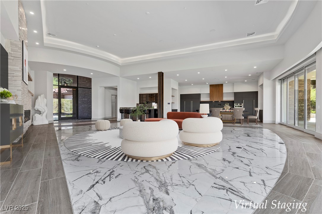 1 Costa Del Sol Court