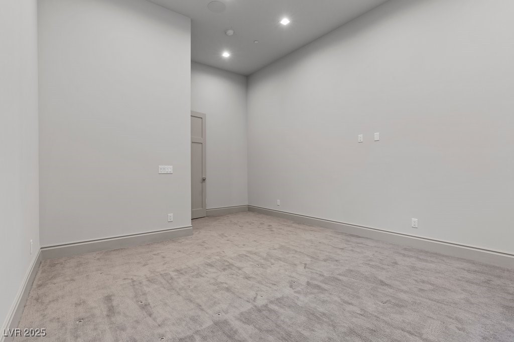 1 Costa Del Sol Court