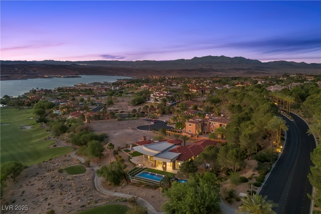 1 Costa Del Sol Court