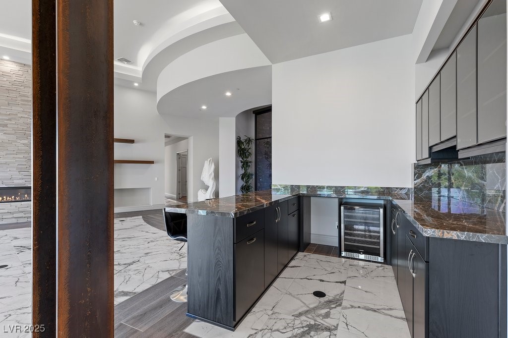 1 Costa Del Sol Court