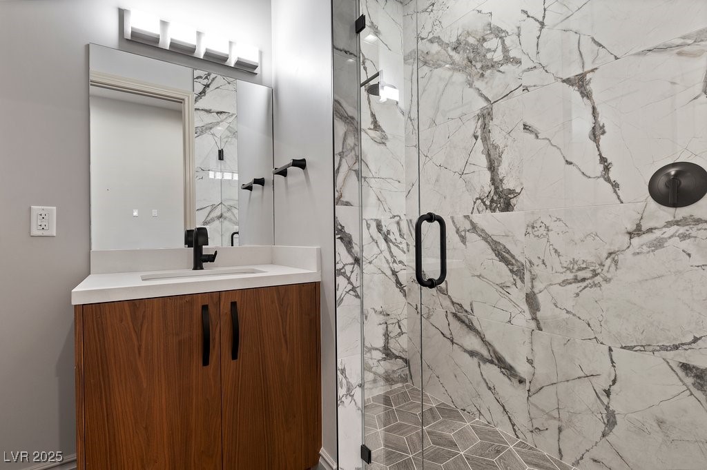 1 Costa Del Sol Court