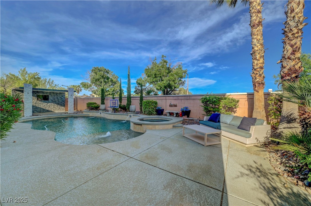 3632 Red Fir Street