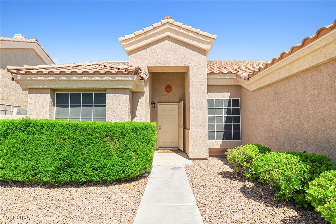 5704 Owl Butte Court