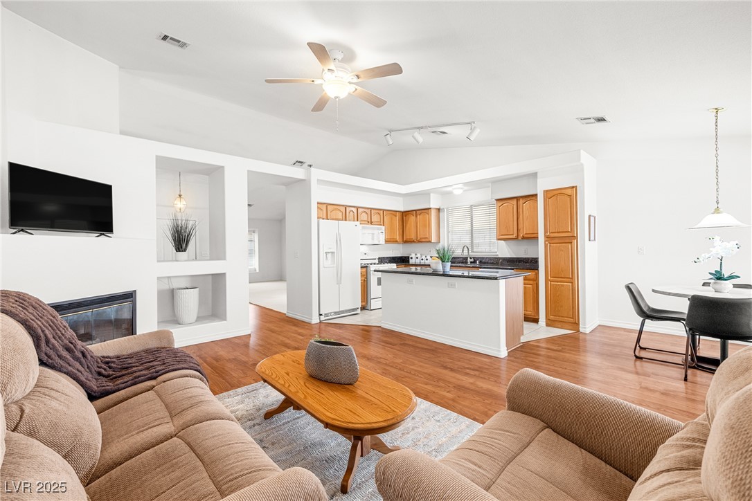 5704 Owl Butte Court