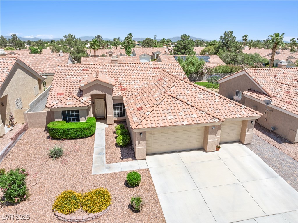 5704 Owl Butte Court
